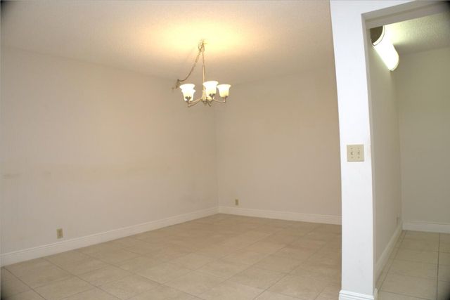 815 Sky Pine Way D2, Greenacres, FL 33415