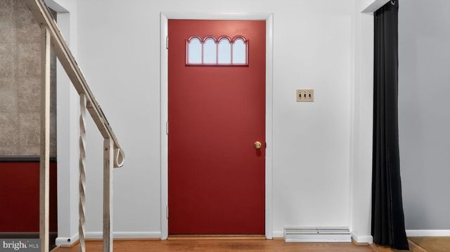 2686 SUNSET LN, York, PA 17408