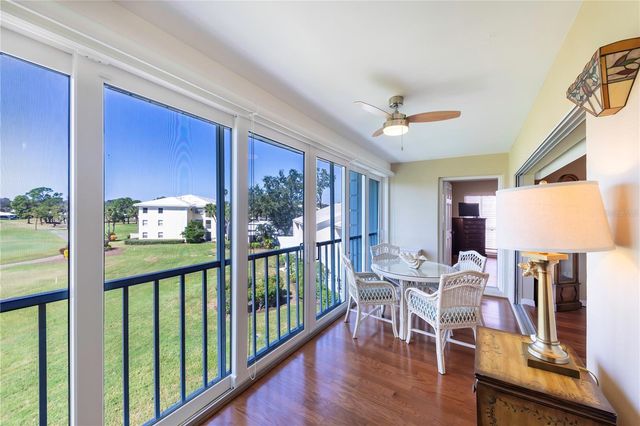 437 CERROMAR LANE 525, Venice, FL 34293
