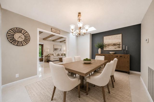 574 JUNIPER Place, Wellington, FL 33414