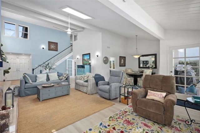 3581 Aquarius, Huntington Beach, CA 92649