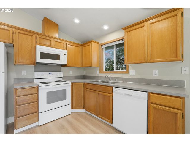 207 Se 11th Cir, Battle Ground, WA 98604