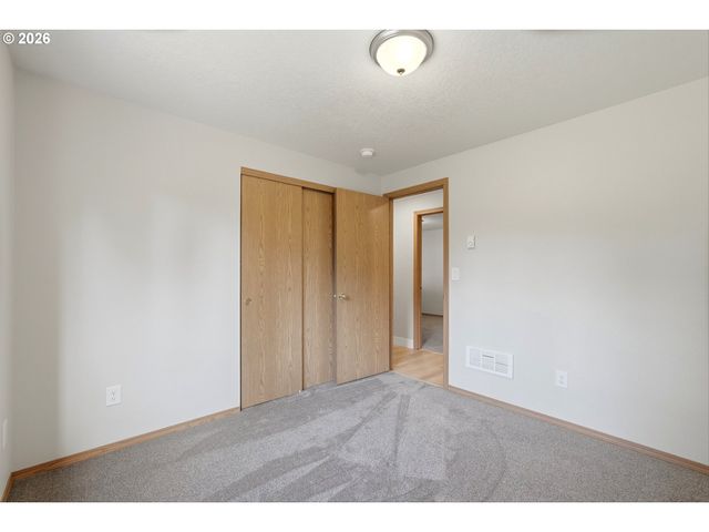 207 Se 11th Cir, Battle Ground, WA 98604