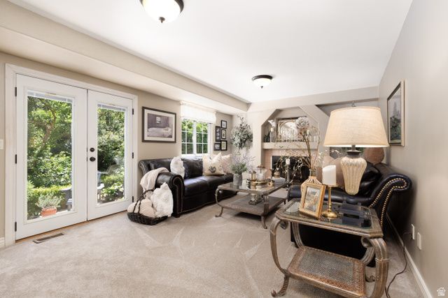 2050 E JOHNSTONE DR, Sandy, UT 84093