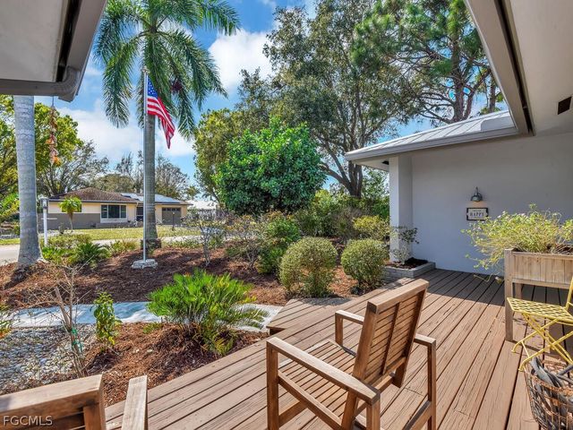 1537 Covington CIR E, Fort Myers, FL 33919
