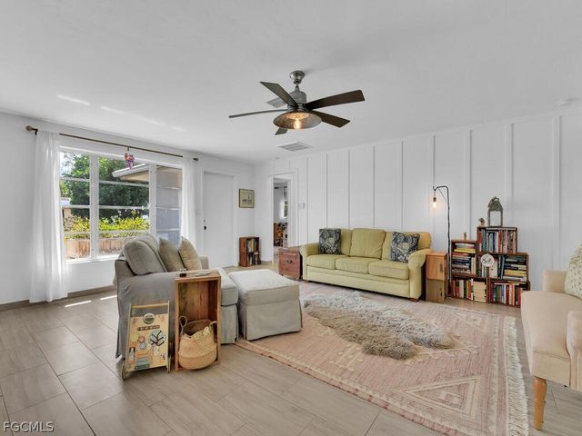 1537 Covington CIR E, Fort Myers, FL 33919