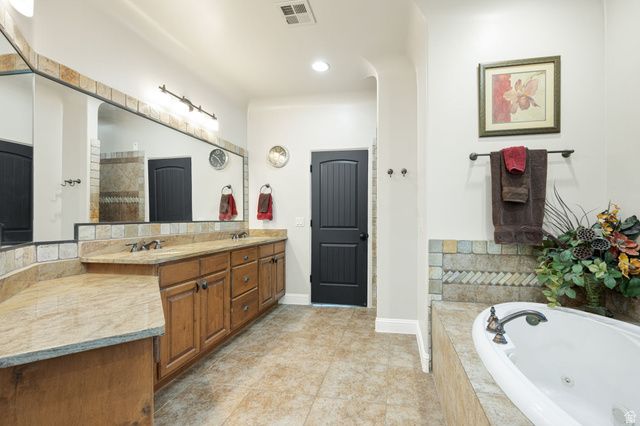 3088 S LIMESTONE DR, St. George, UT 84790