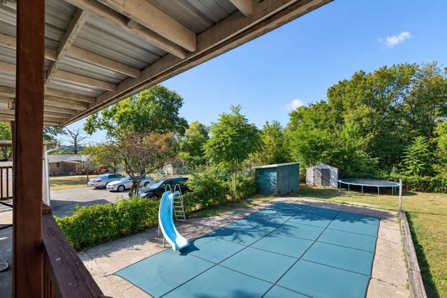 3825 Sam Boney Dr, Nashville, TN 37211