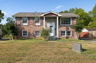 3825 Sam Boney Dr, Nashville, TN 37211