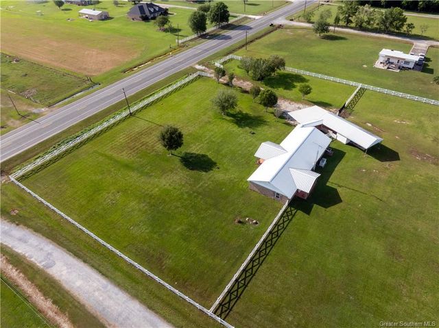 6104 Highway 26 Highway, Jennings, LA 70546
