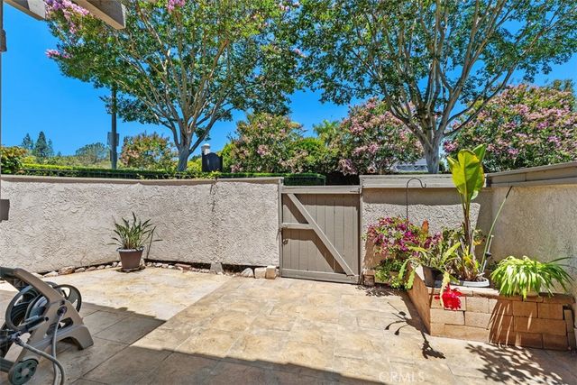 12 Evening Shadow, Irvine, CA 92603
