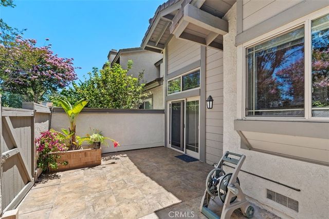 12 Evening Shadow, Irvine, CA 92603