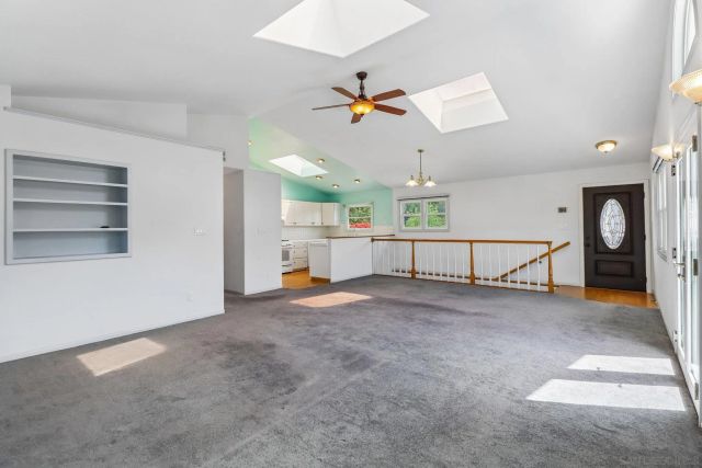 6214 Radio, San Diego, CA 92114