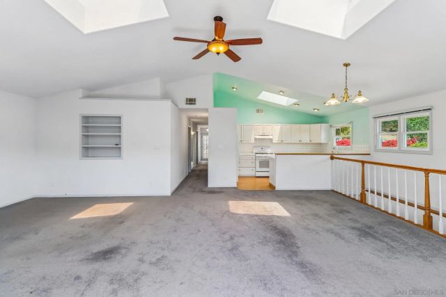 6214 Radio, San Diego, CA 92114