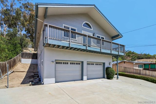 6214 Radio, San Diego, CA 92114