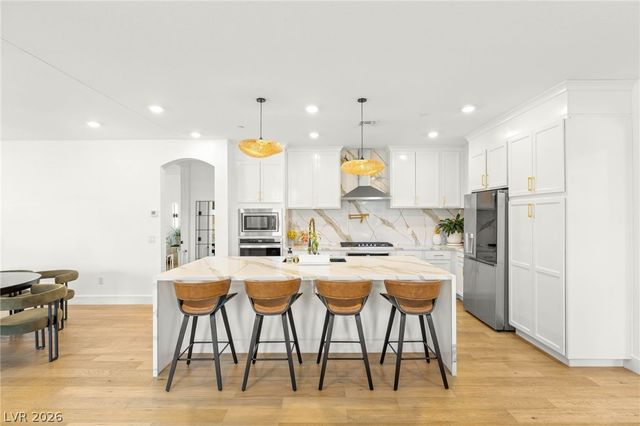 6 Sun Lily Lane, Henderson, NV 89011