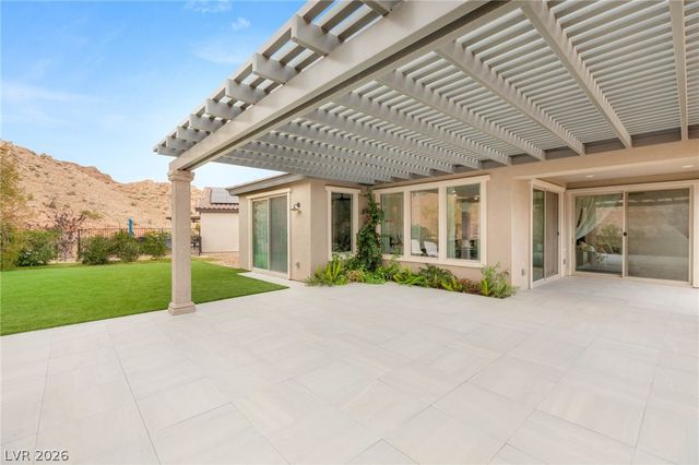 6 Sun Lily Lane, Henderson, NV 89011