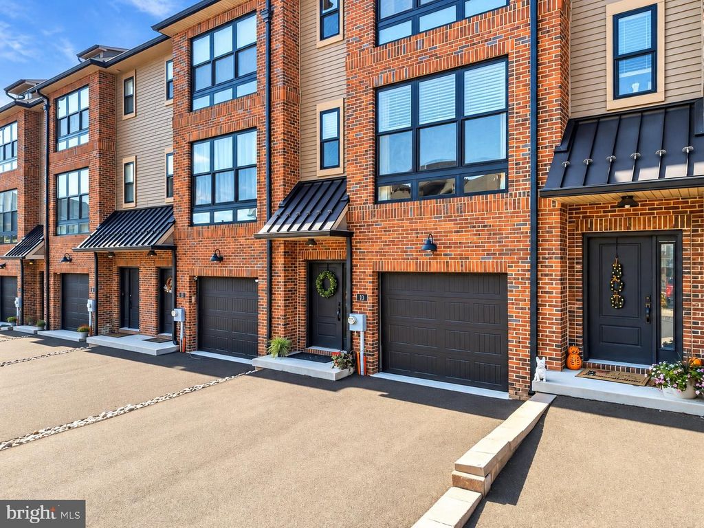 10 SIENNA PL, FEASTERVILLE TREVOSE, PA 19053 — photo 3