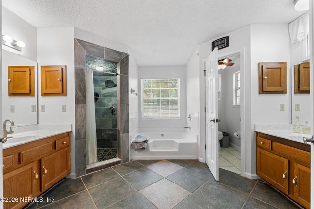 4325 APPLE TREE Place, Jacksonville, FL 32258