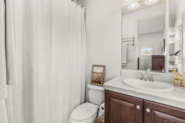 1077 Village Dr, Oceanside, CA 92057