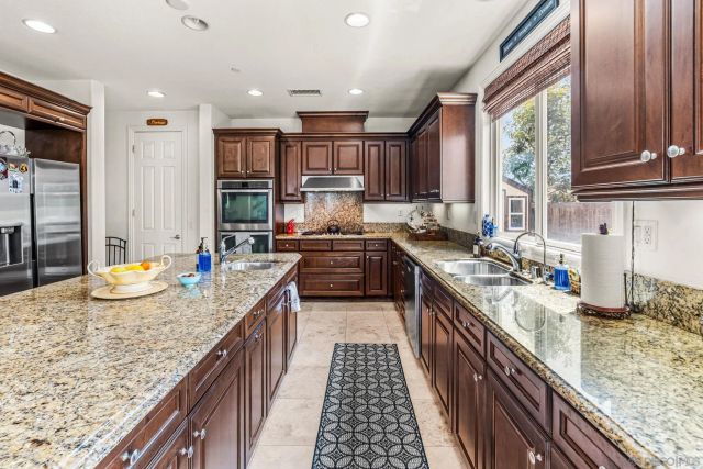 1077 Village Dr, Oceanside, CA 92057