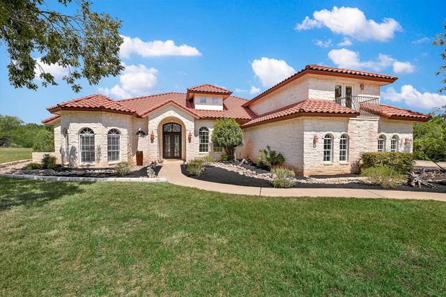 1001 Wesley Ridge DR, Spicewood, TX 78669