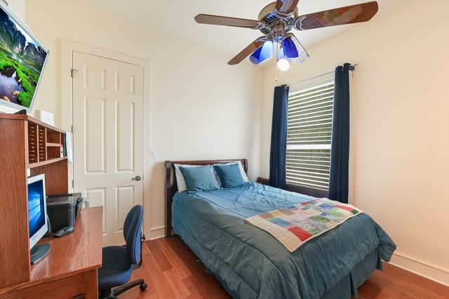 1001 Wesley Ridge DR, Spicewood, TX 78669