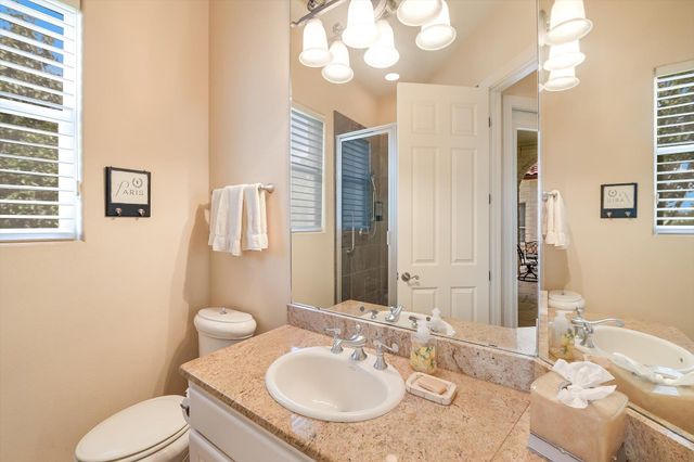 1001 Wesley Ridge DR, Spicewood, TX 78669
