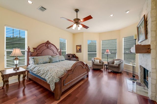 1001 Wesley Ridge DR, Spicewood, TX 78669