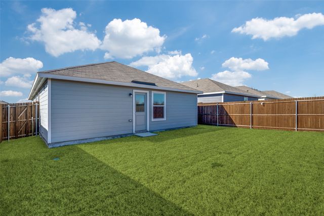 1426 Running Mare Way, Crandall, TX 75114