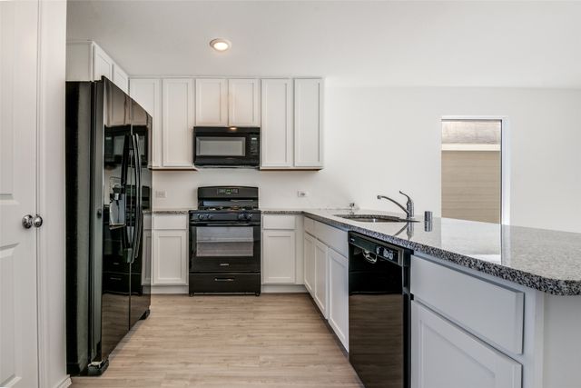 1426 Running Mare Way, Crandall, TX 75114