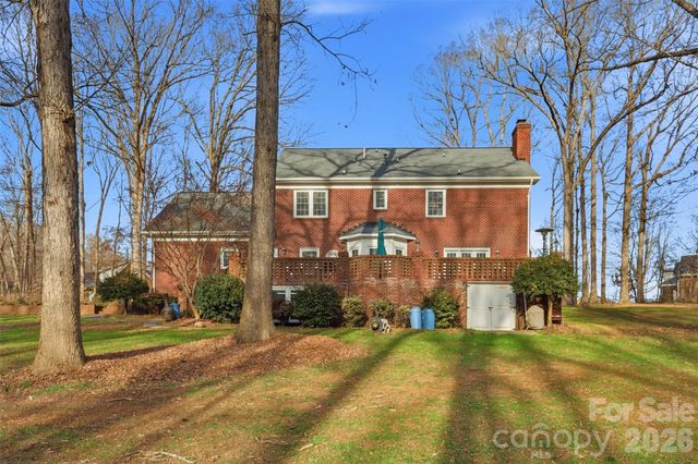 1600 Thornhill Drive, Monroe, NC 28110
