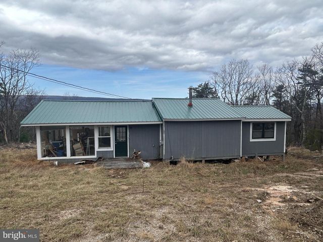 121 SCOTCH PINE LN, Wardensville, WV 26851