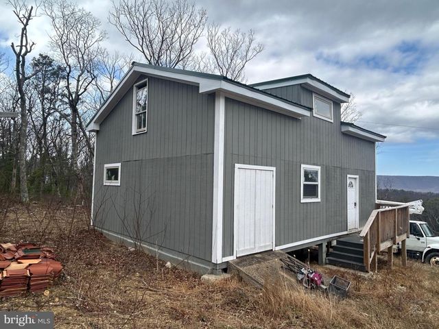 121 SCOTCH PINE LN, Wardensville, WV 26851