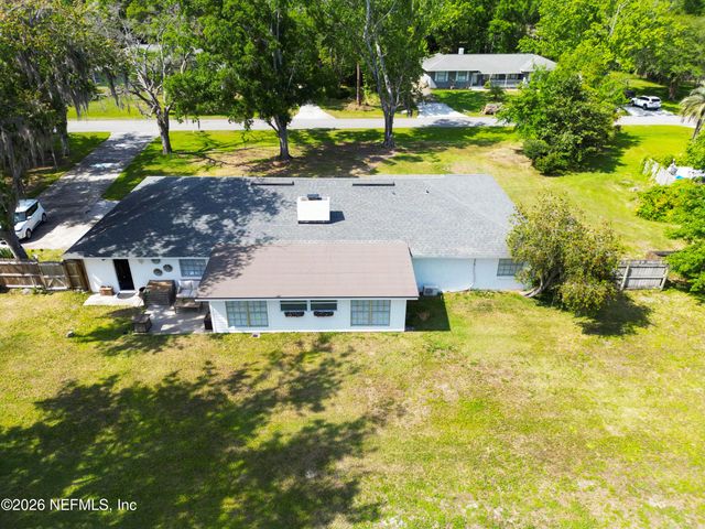 332 WHISPERING WOODS Drive, Fleming Island, FL 32003