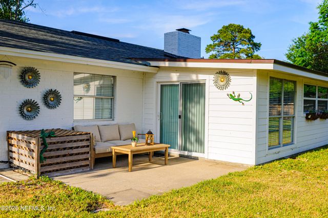 332 WHISPERING WOODS Drive, Fleming Island, FL 32003