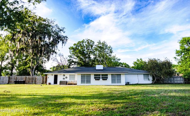 332 WHISPERING WOODS Drive, Fleming Island, FL 32003