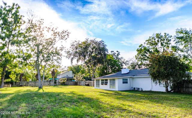 332 WHISPERING WOODS Drive, Fleming Island, FL 32003