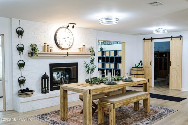 332 WHISPERING WOODS Drive, Fleming Island, FL 32003