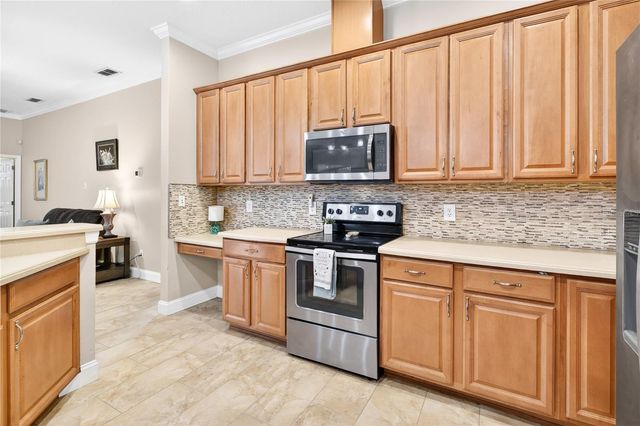10174 MALLARD LANDINGS WAY, Orlando, FL 32832