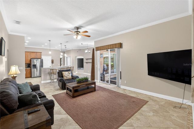 10174 MALLARD LANDINGS WAY, Orlando, FL 32832