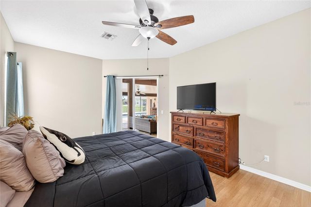 10174 MALLARD LANDINGS WAY, Orlando, FL 32832