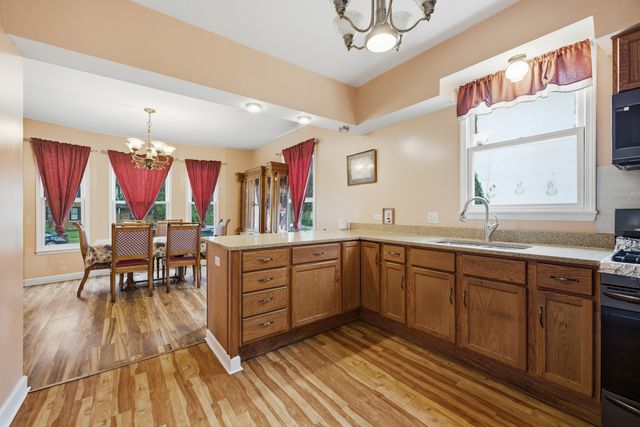 459 N Spring Street, Elgin, IL 60120