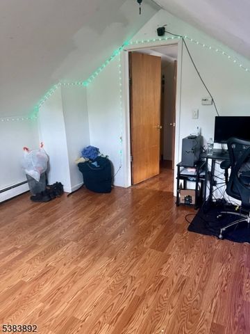292 Harding Ave, Clifton City, NJ 07011