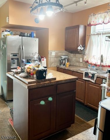 292 Harding Ave, Clifton City, NJ 07011