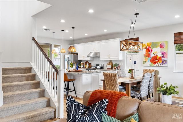 11900 Campus Park Drive, Bakersfield, CA 93311