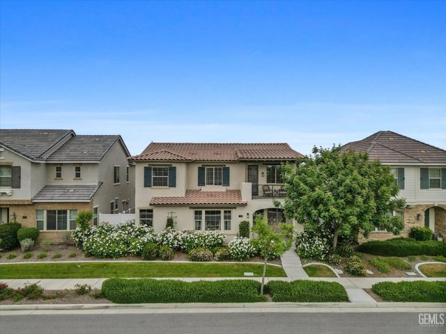 11900 Campus Park Drive, Bakersfield, CA 93311