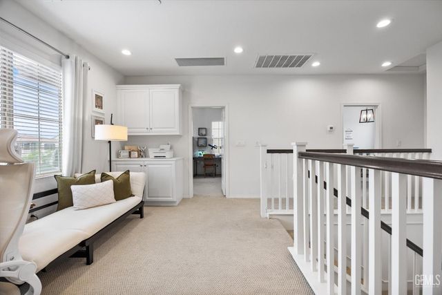 11900 Campus Park Drive, Bakersfield, CA 93311