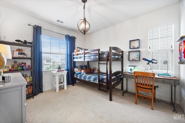 11900 Campus Park Drive, Bakersfield, CA 93311