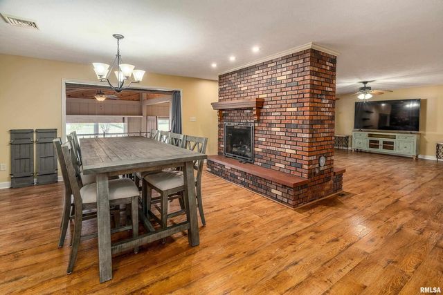 9784 Highway 127, Murphysboro, IL 62966